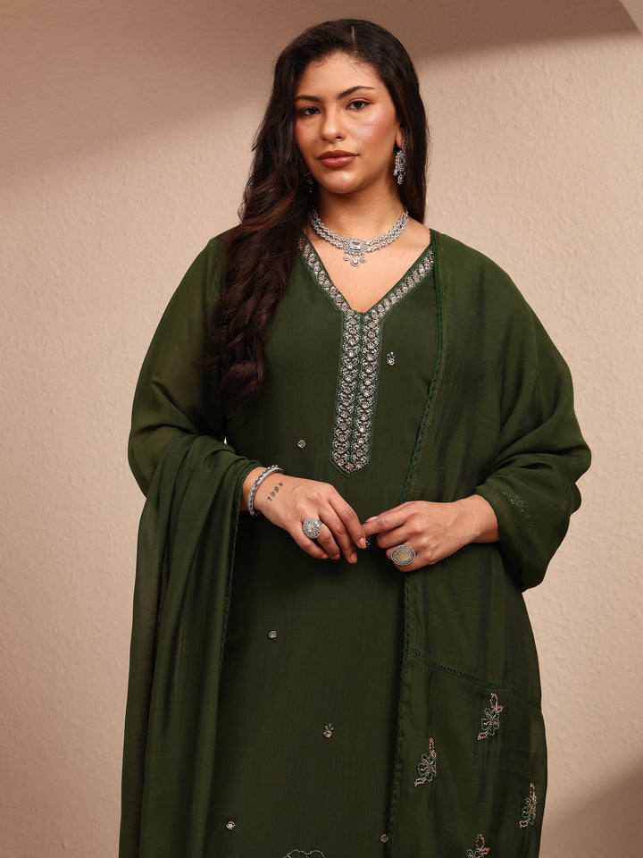 Plus Size Green Embroidered Plus Size Clothing Silk Blend Straight Suit Set With Dupatta