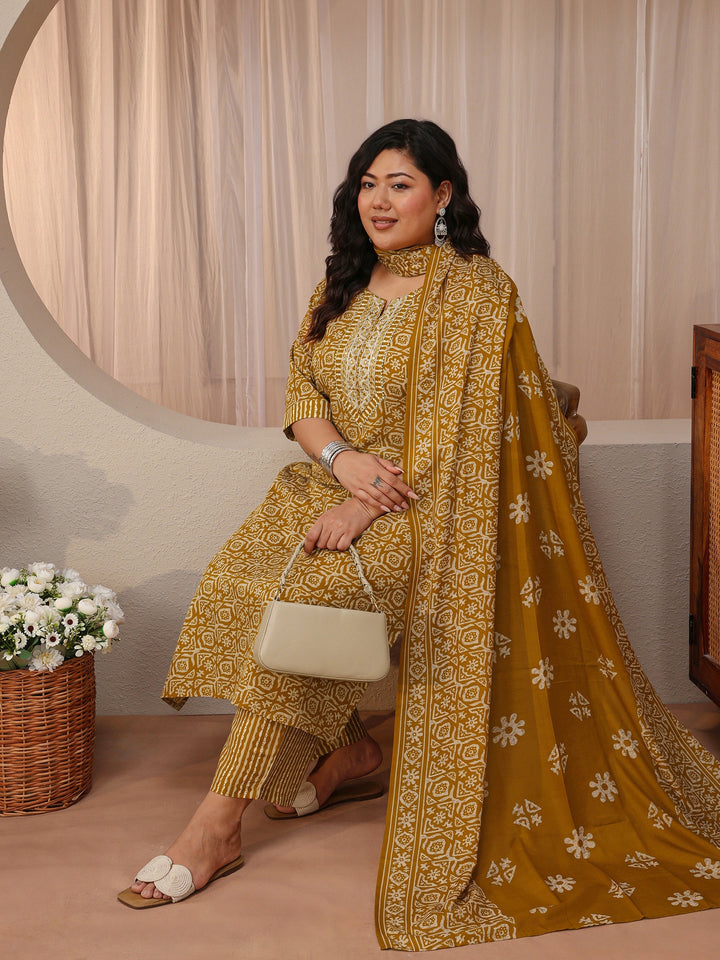 Plus Size Mustard Geometric Print Cotton Blend Straight Suit Set