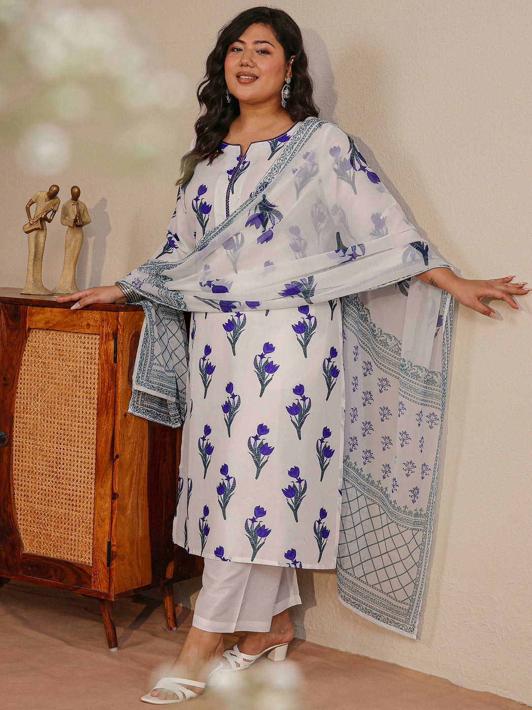 Plus Size White Floral Printed Cotton Blend Straight Suit Set