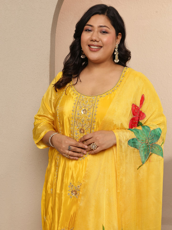 Plus Size Yellow Embellished Crepe Suit Set With Dupatta