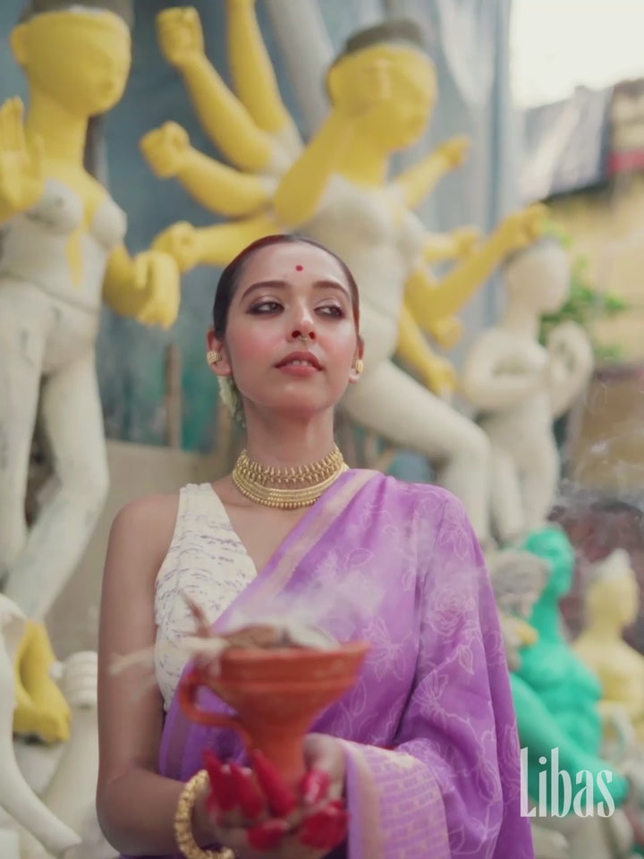 Lavender Printed Georgette Saree With Unstitched Blouse Piece