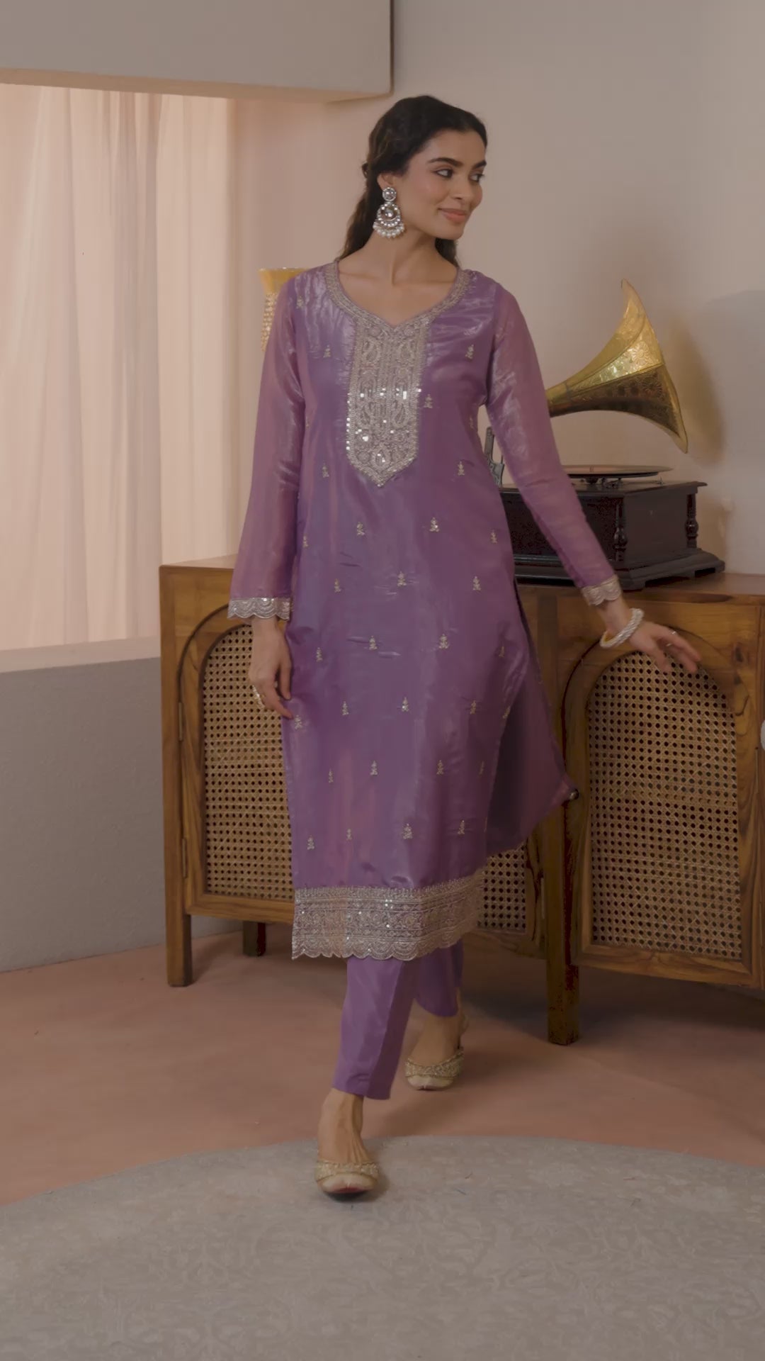 Lavender Ethnic Embroidered Organza Straight Suit Set With Dupatta