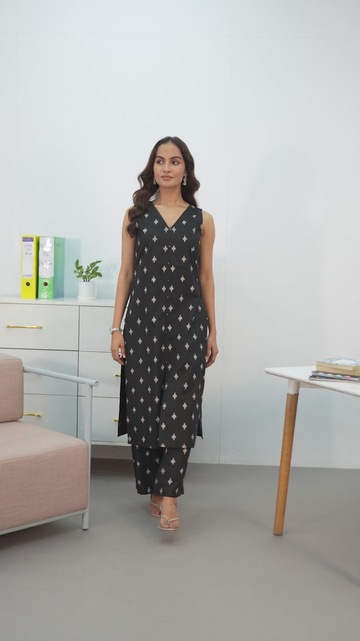 Black Floral Printed Cotton Blend Straight Kurta Set