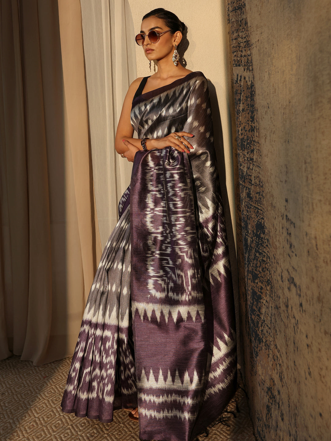 Purple Abstract Printed Silk Saree With Unstitched Blouse Piece