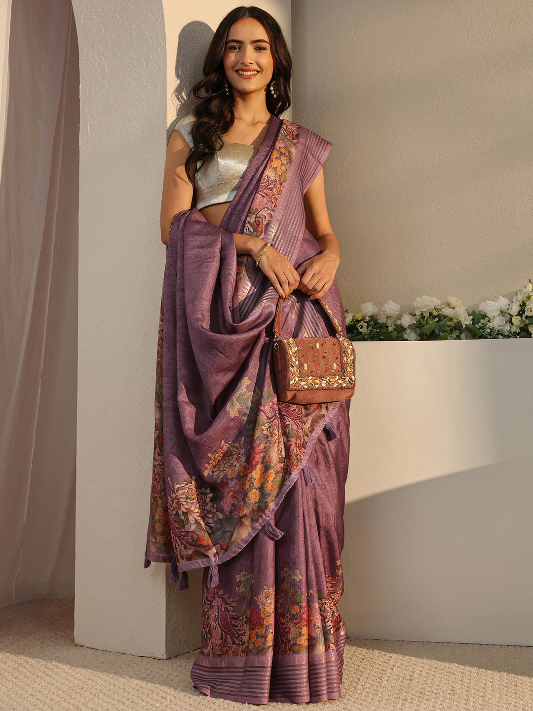 Purple Floral Silk Blend Saree With Unstitched Blouse Piece