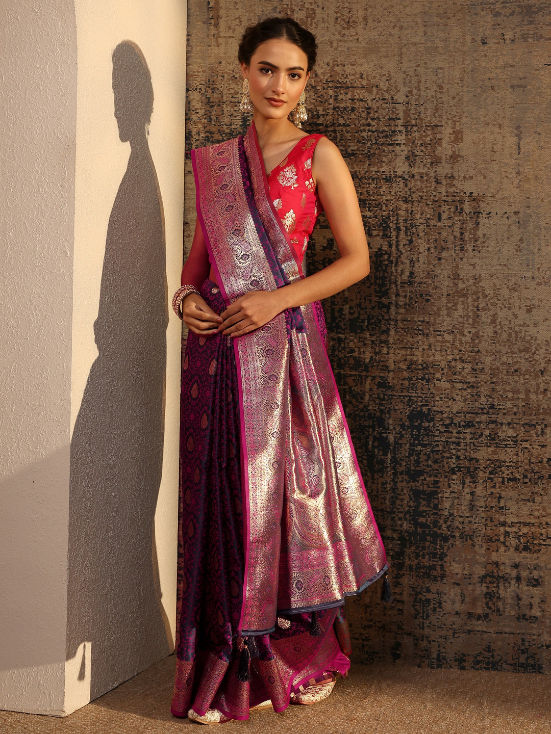 Purple Floral Woven Design Silk Blend Saree With Unstitched Blouse Piece