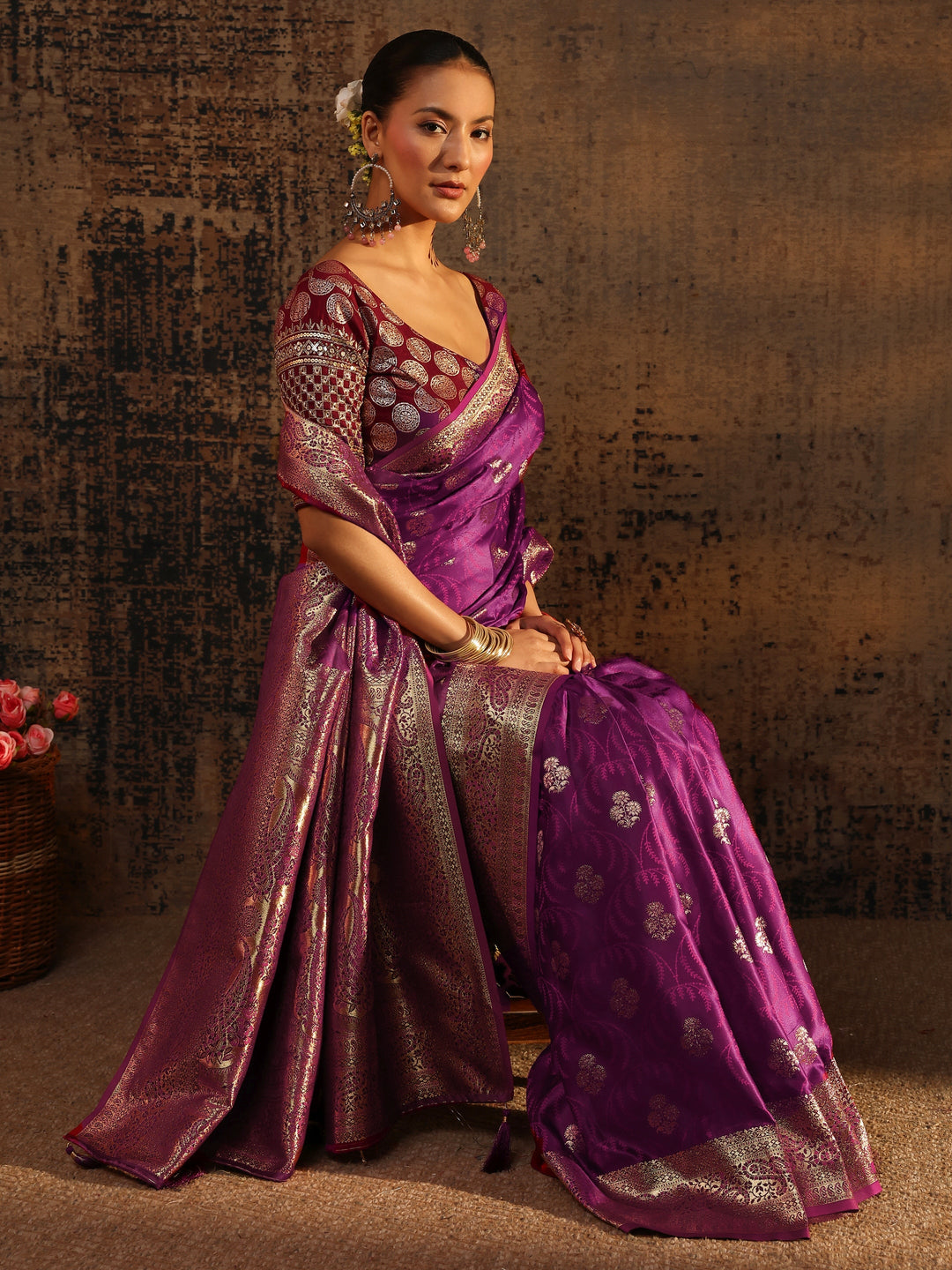 Purple Floral Woven Design Silk Blend Saree With Unstitched Blouse Piece