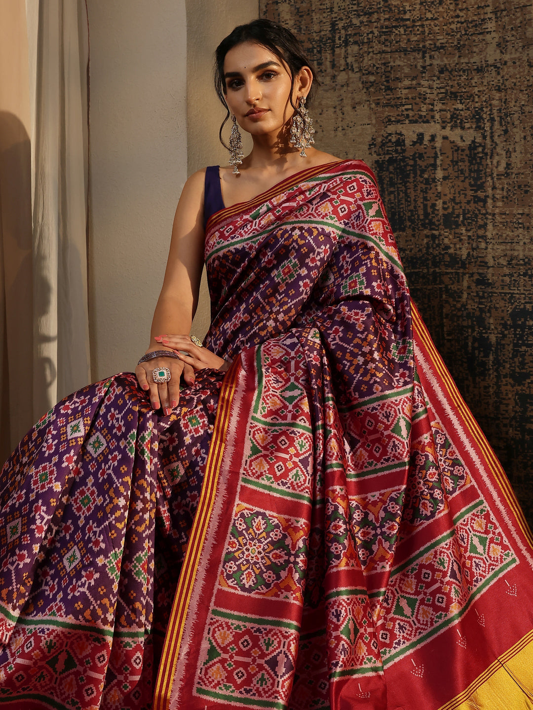 Purple Printed Silk Saree With Unstitched Blouse Piece