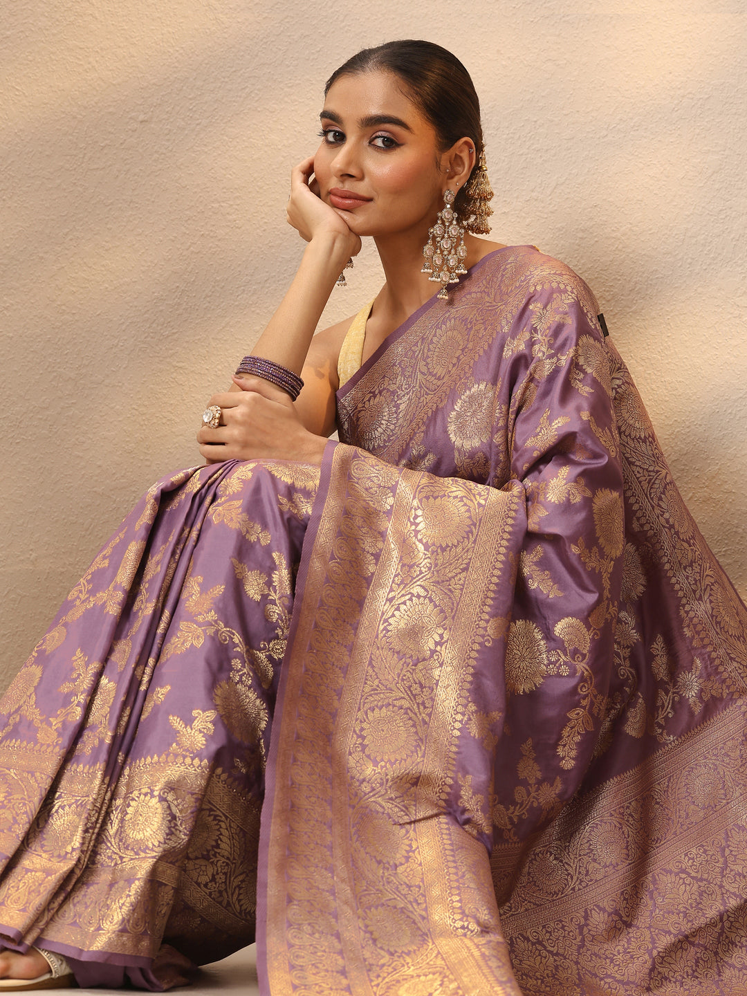 Purple Woven Design Silk Blend Saree With Unstitched Blouse Piece