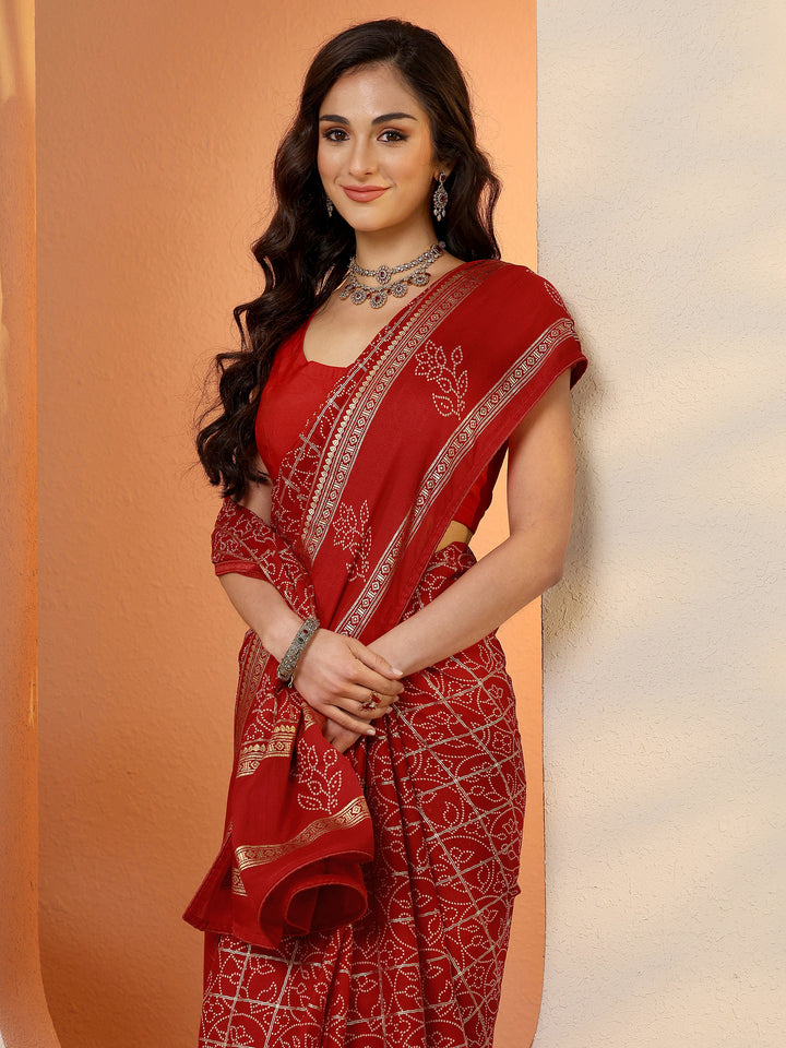 Red Bandhani Printed Silk Blend Saree With Unstitched Blouse Piece