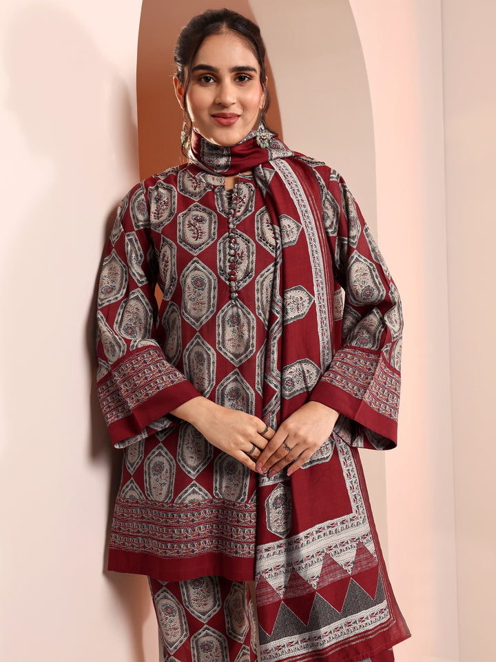 Red Embellished Silk Blend Straight Suit Set With Dupatta