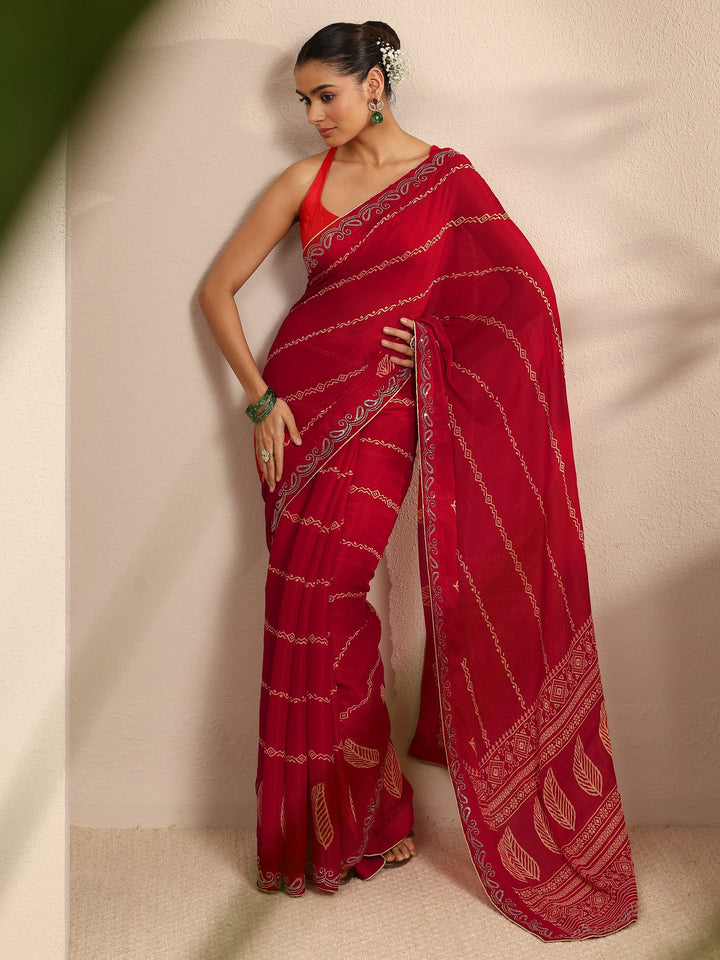 Red Ethnic Motifs Printed Silk Blend Saree With Unstitched Blouse Piece