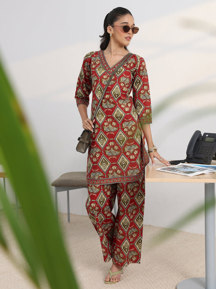 Red Floral Printed Cotton Blend Straight Kurta Set