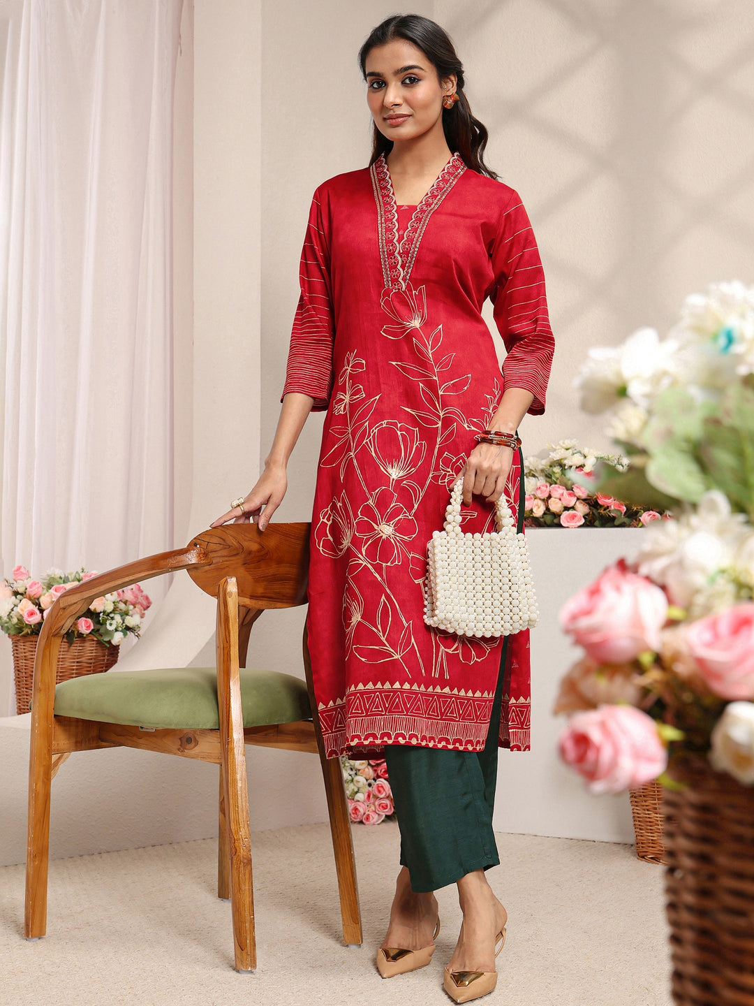 Red Floral Printed Cotton Straight Kurta