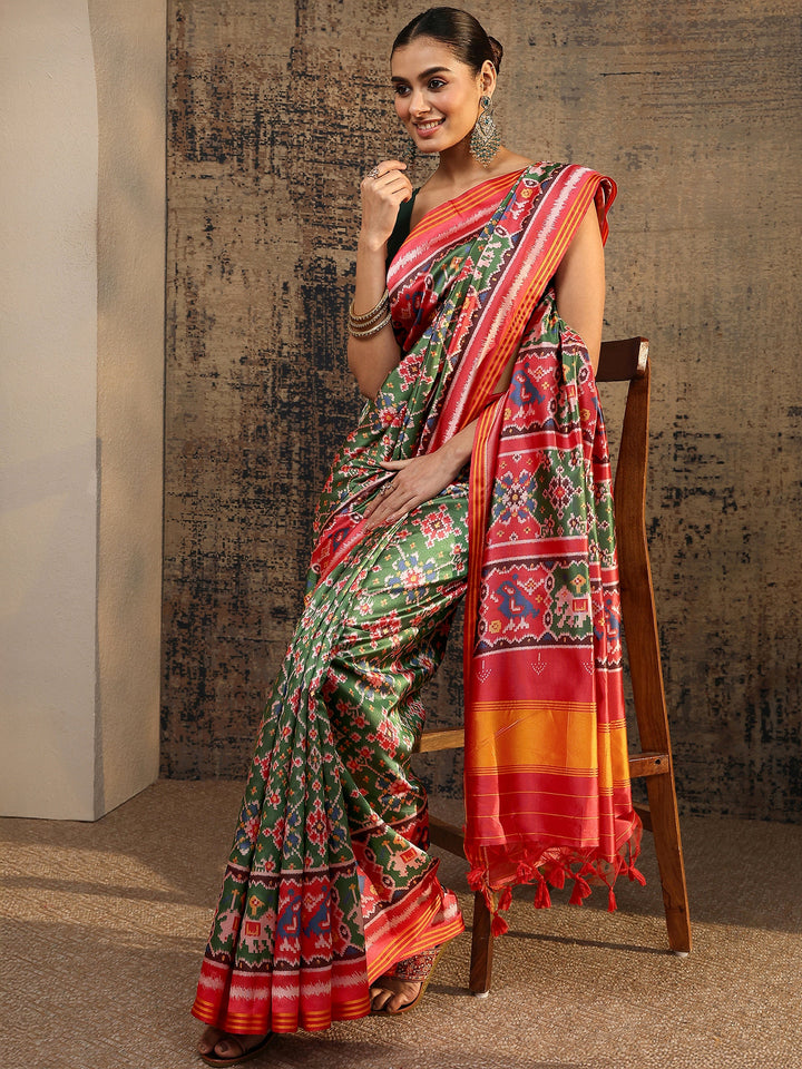 Red Ikat Printed Silk Saree With Unstitched Blouse Piece