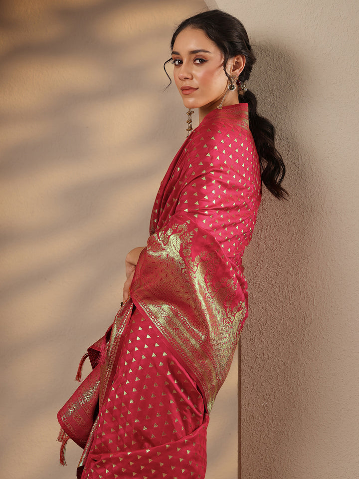 Red Woven Design Silk Blend Saree With Unstitched Blouse Piece