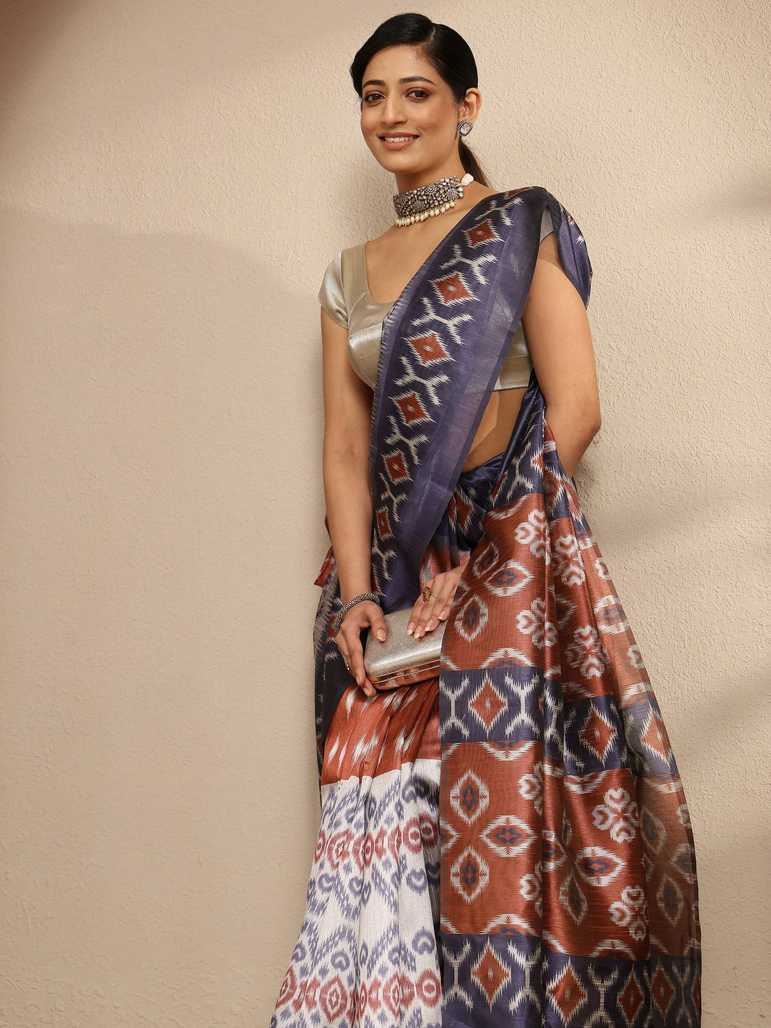 Rust Printed Silk Saree With Unstitched Blouse Piece