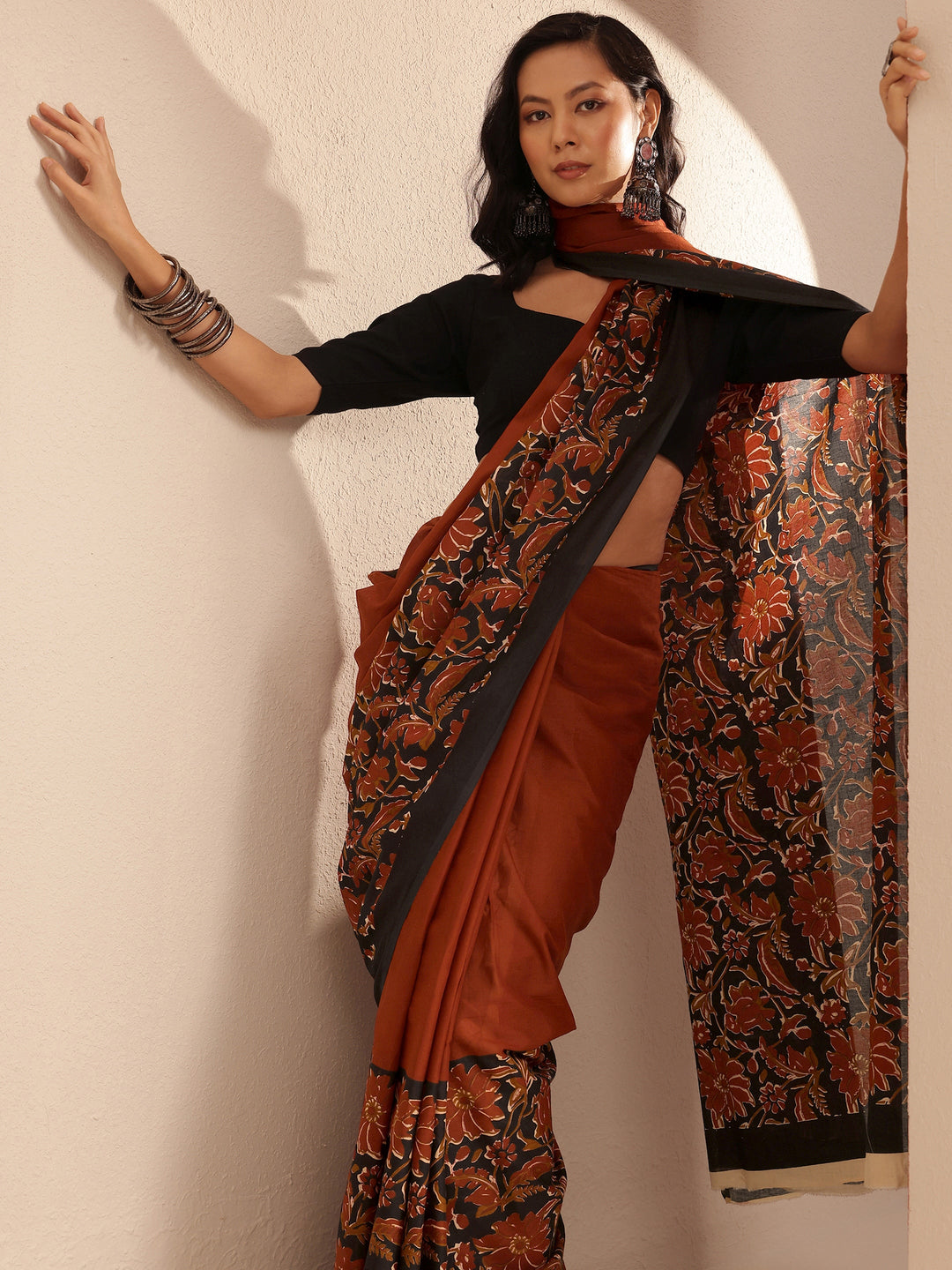 Rust Solid Cotton Saree With Unstitched Blouse Piece