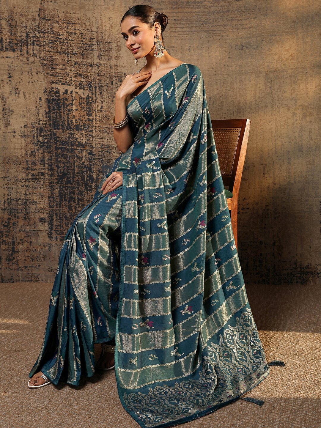 Teal Woven Design Silk Blend Saree With Unstitched Blouse Piece