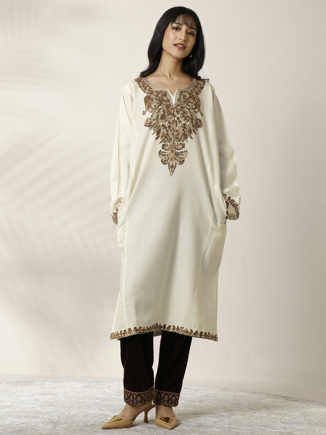 White Embroidered Wool Straight Kurta