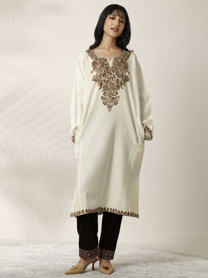 White Embroidered Wool Straight Kurta