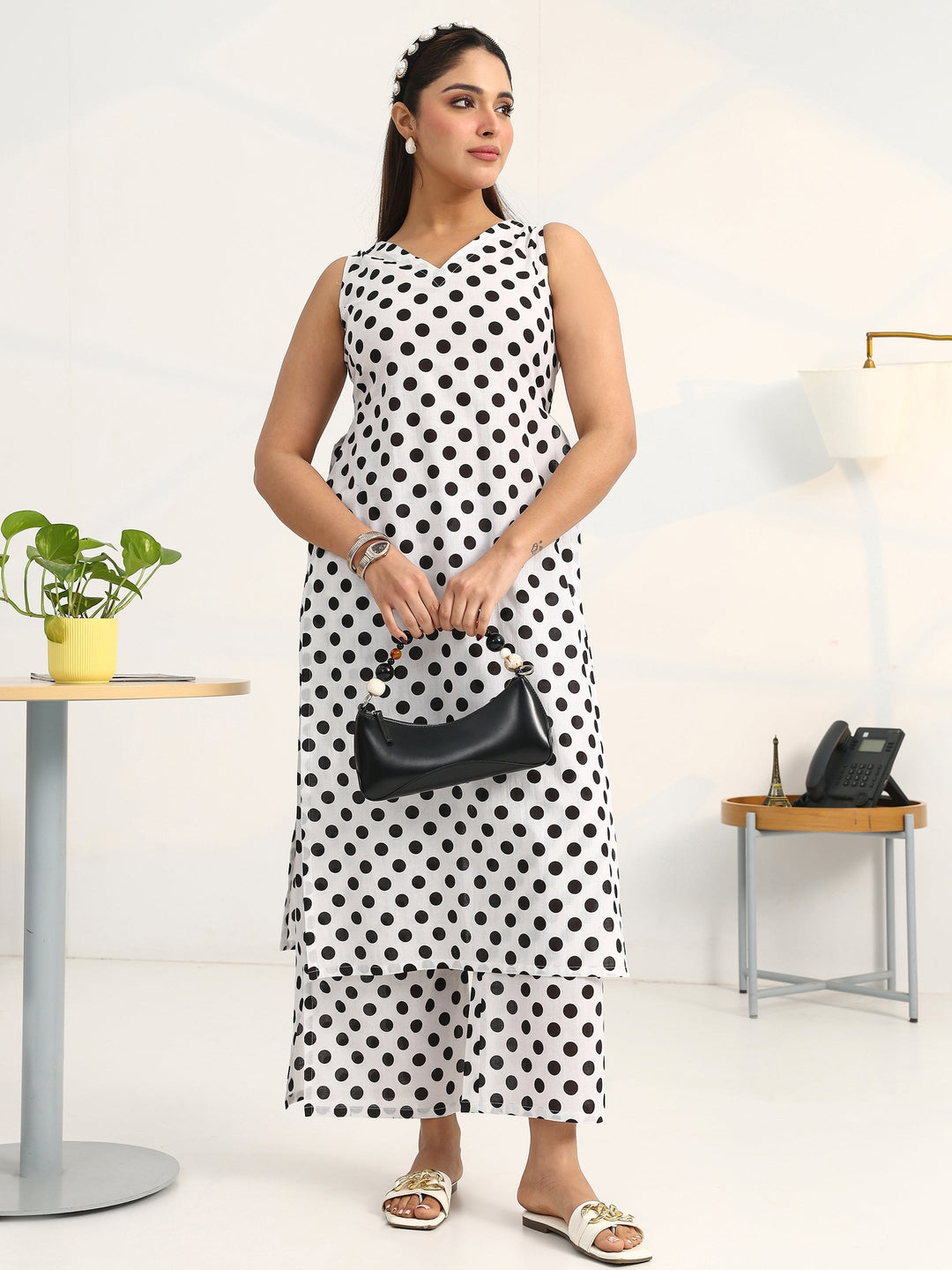White Geometric Printed Cotton Blend Straight Kurta Set