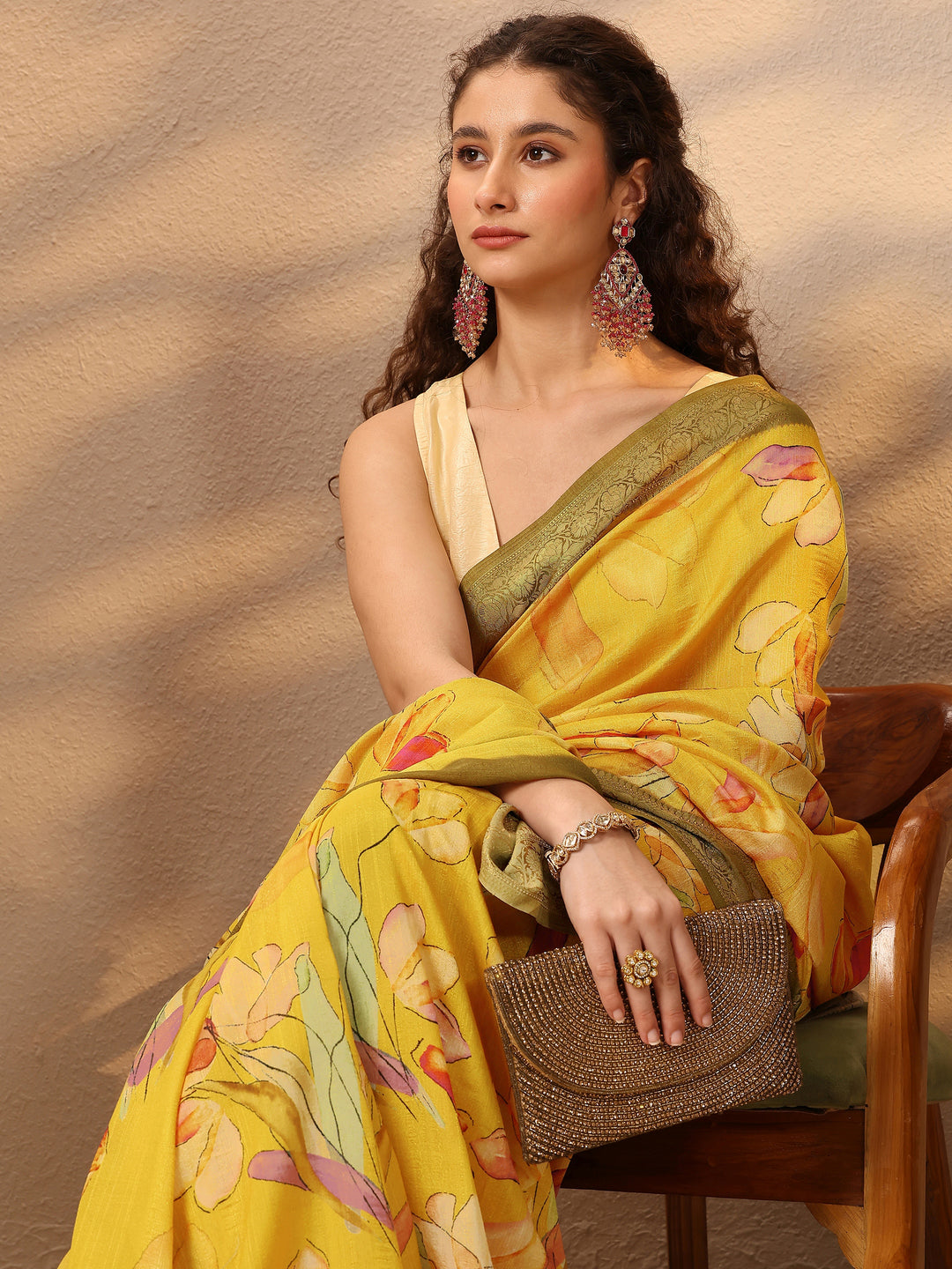 Yellow Printed Silk Blend Saree With Unstitched Blouse Piece