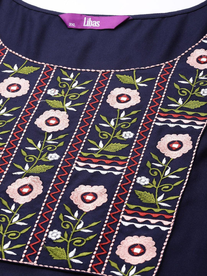 Plus Size Navy Blue Solid Wool Kurta - ShopLibas