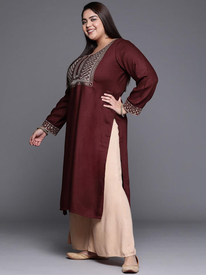 Plus Size Maroon Solid Wool Kurta - ShopLibas