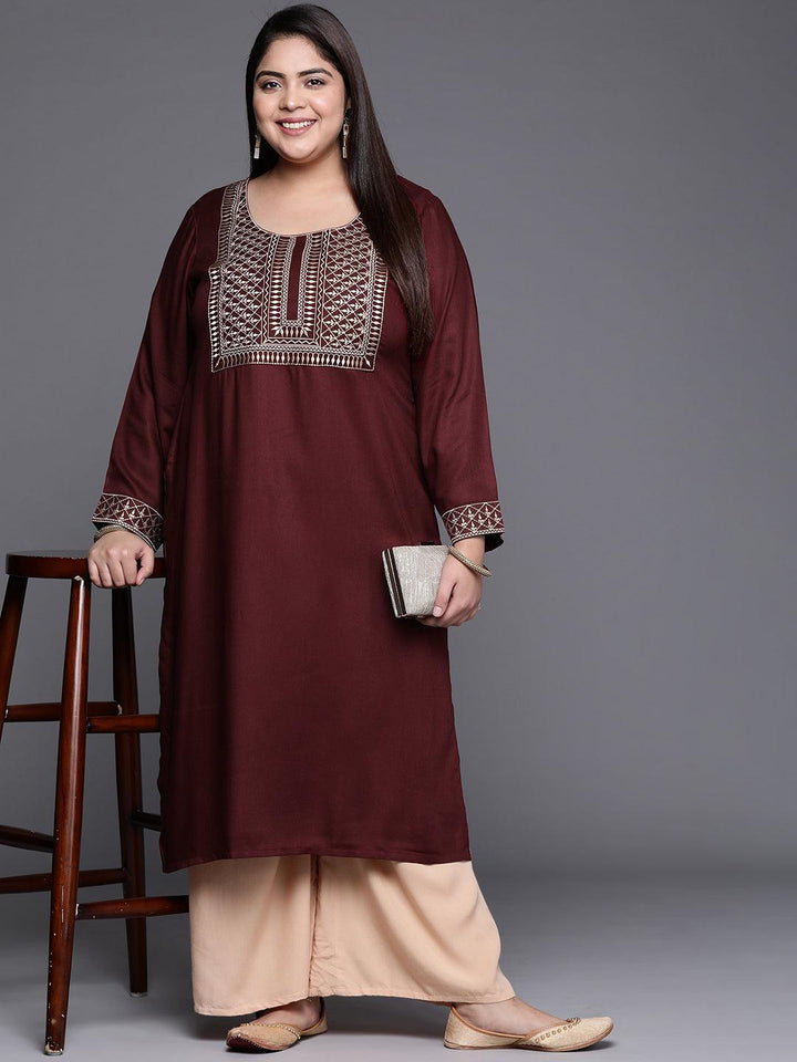 Plus Size Maroon Solid Wool Kurta - ShopLibas
