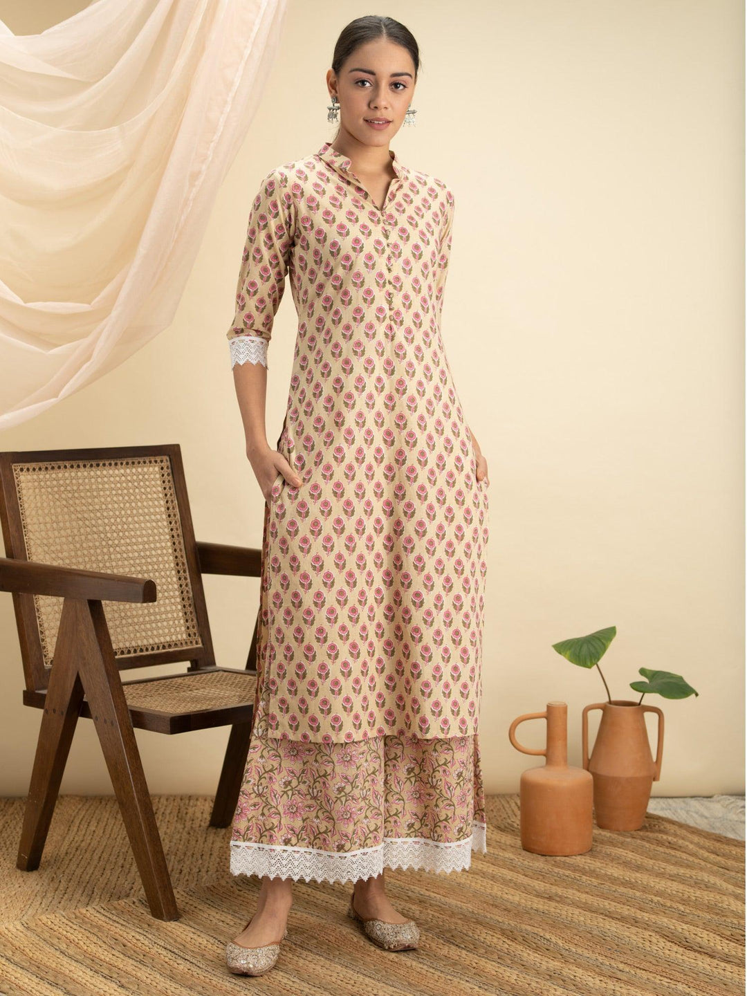 Off-White Printed Kurta Set - ShopLibas