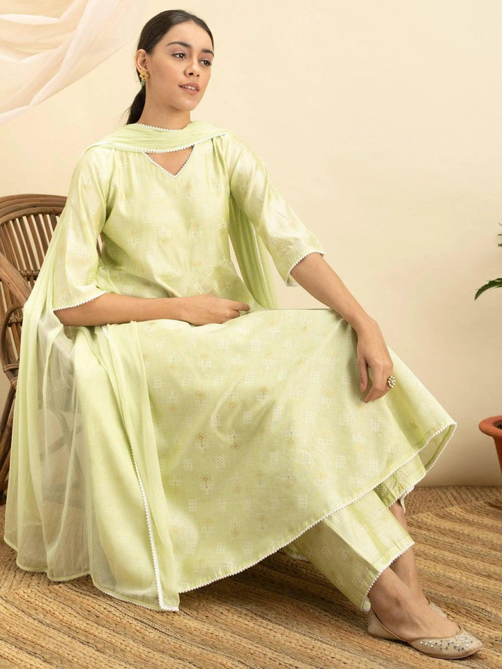Green Printed Tussar Silk Suit Set - ShopLibas