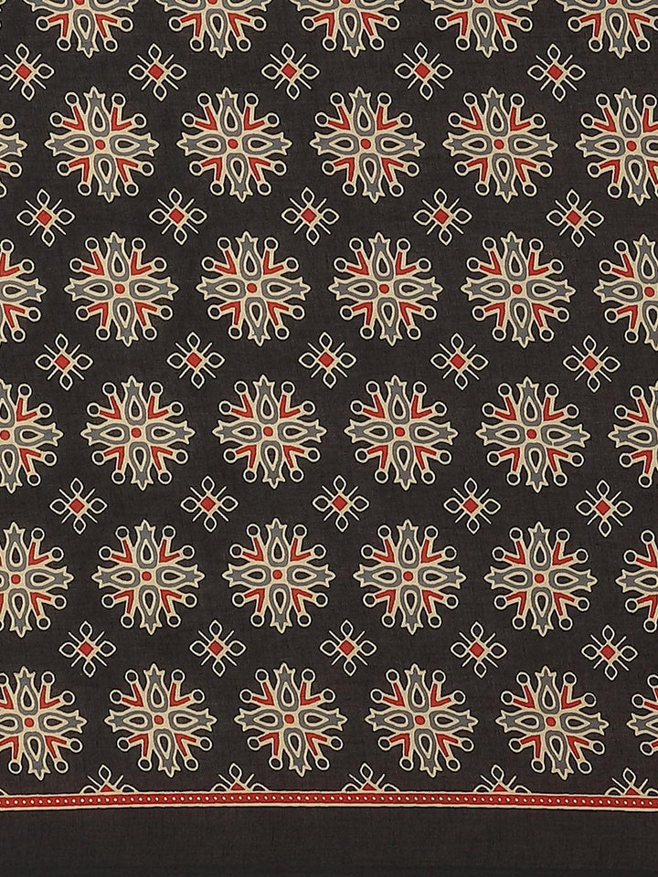 Black Printed Cotton Saree - ShopLibas
