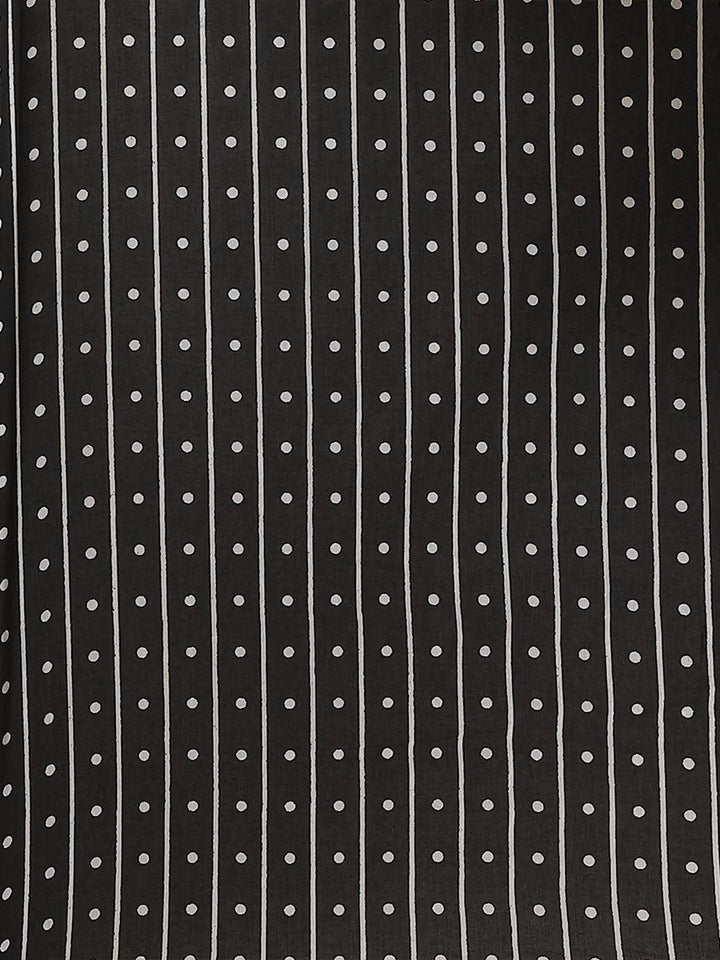 Black Printed Cotton Saree - ShopLibas