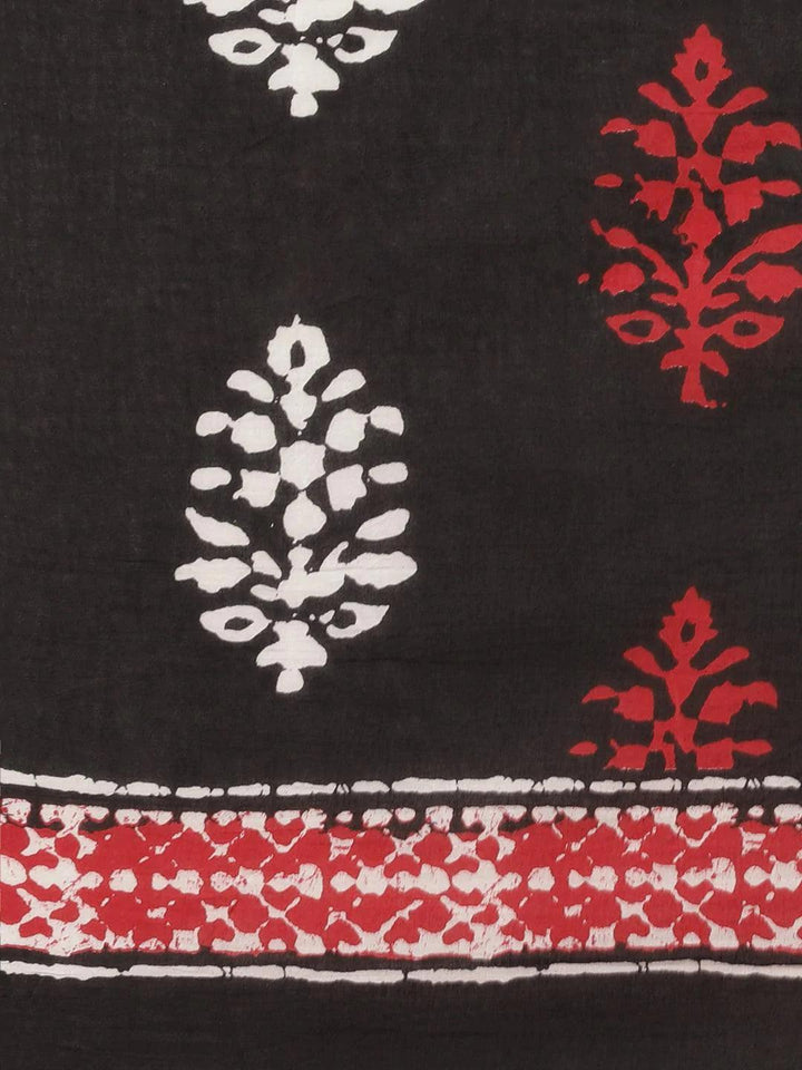 Black Printed Cotton Saree - ShopLibas