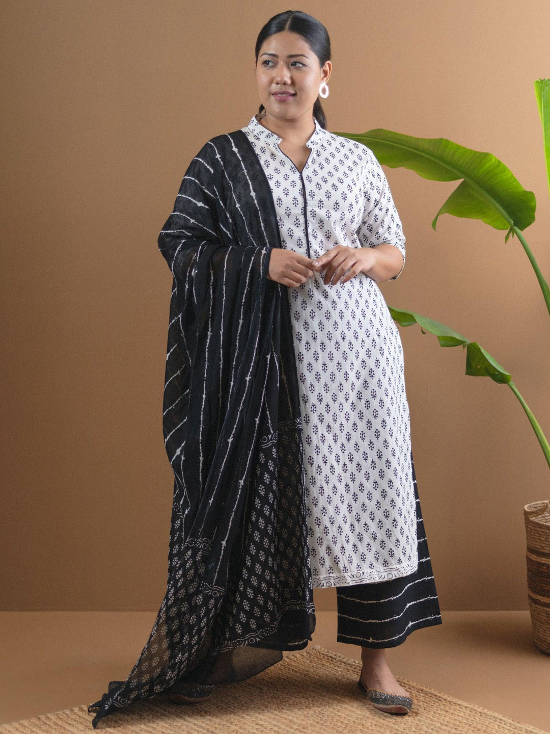 Plus Size White Printed Cotton Suit Set - ShopLibas