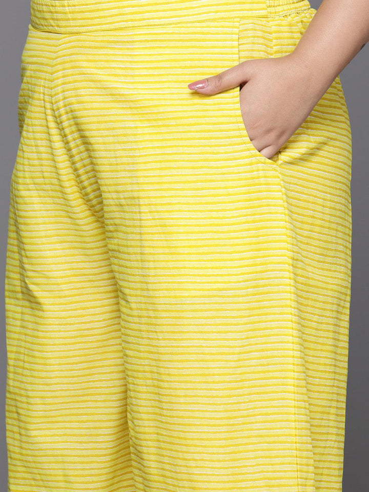 Plus Size Blue Printed Cotton Straight Kurta With Palazzos & Dupatta