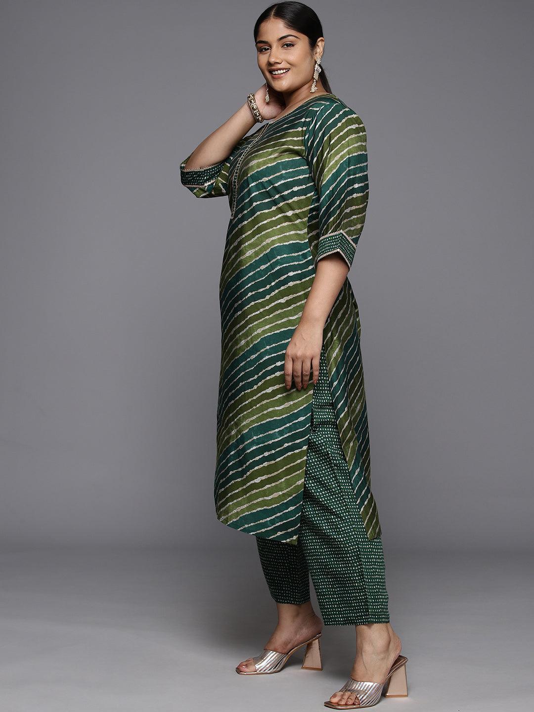 Plus Size Green Printed Silk Blend Straight Kurta With Trousers & Dupatta - ShopLibas 