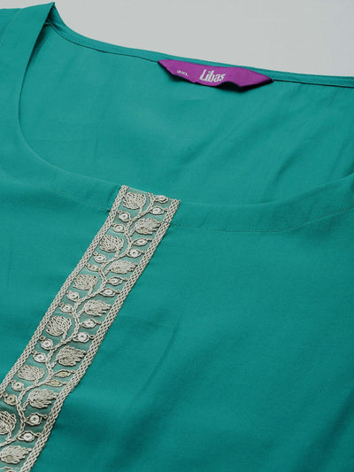 Green Printed Silk Blend Straight Kurta With Trousers & Dupatta - ShopLibas