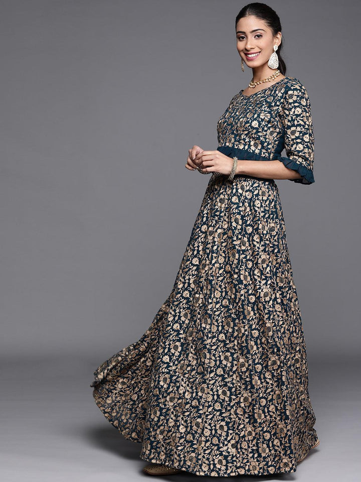 Blue Embroidered Georgette Lehenga Set - ShopLibas