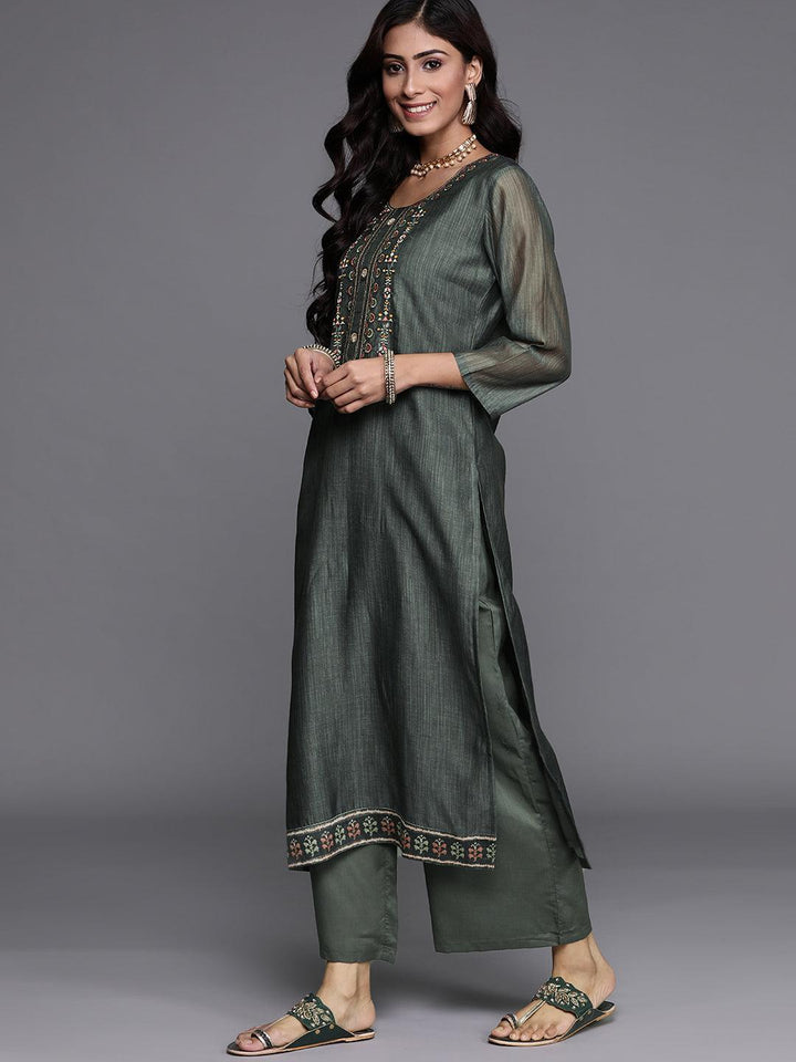 Green Embroidered Chanderi Silk Suit Set - ShopLibas