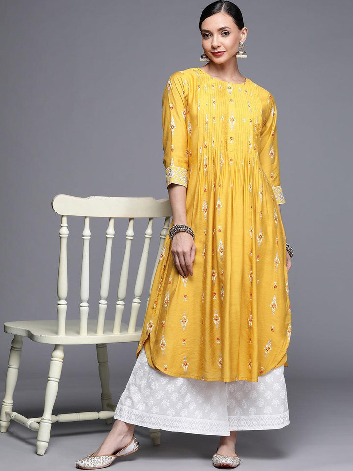 Yellow Printed Chanderi Silk Kurta - ShopLibas