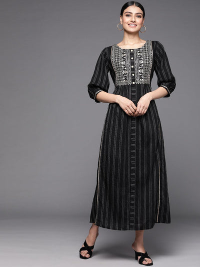 Black Embroidered Cotton Dress - ShopLibas