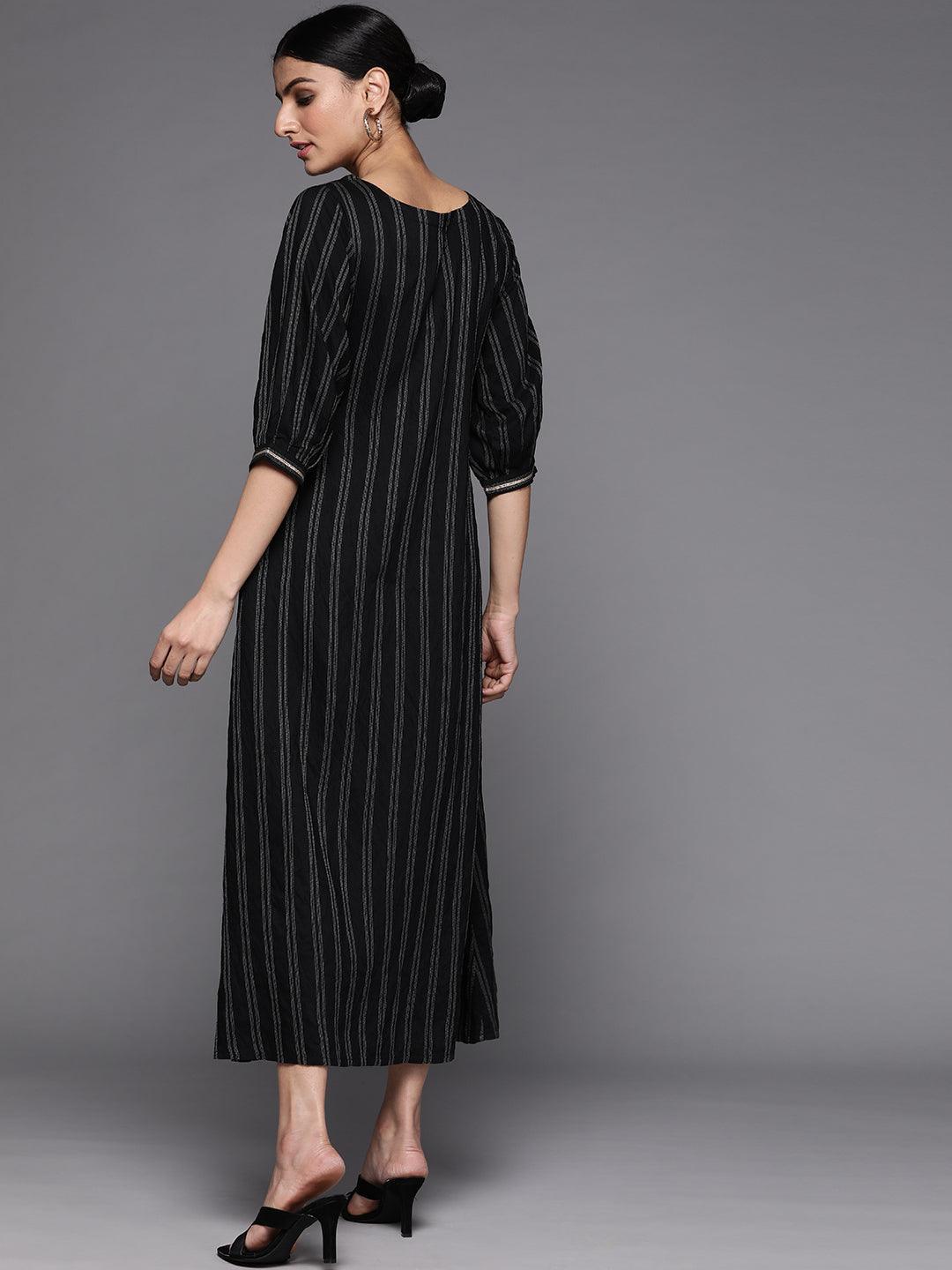 Black Embroidered Cotton Dress - ShopLibas