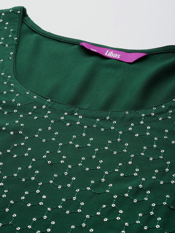 Plus Size Green Rayon Embroidered Straight Kurta - ShopLibas