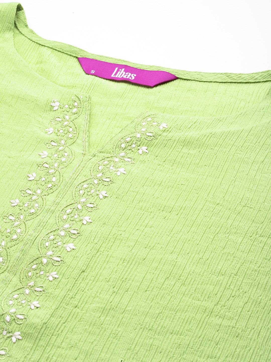 Green Yoke Design Cotton Blend Straight Kurti - ShopLibas 
