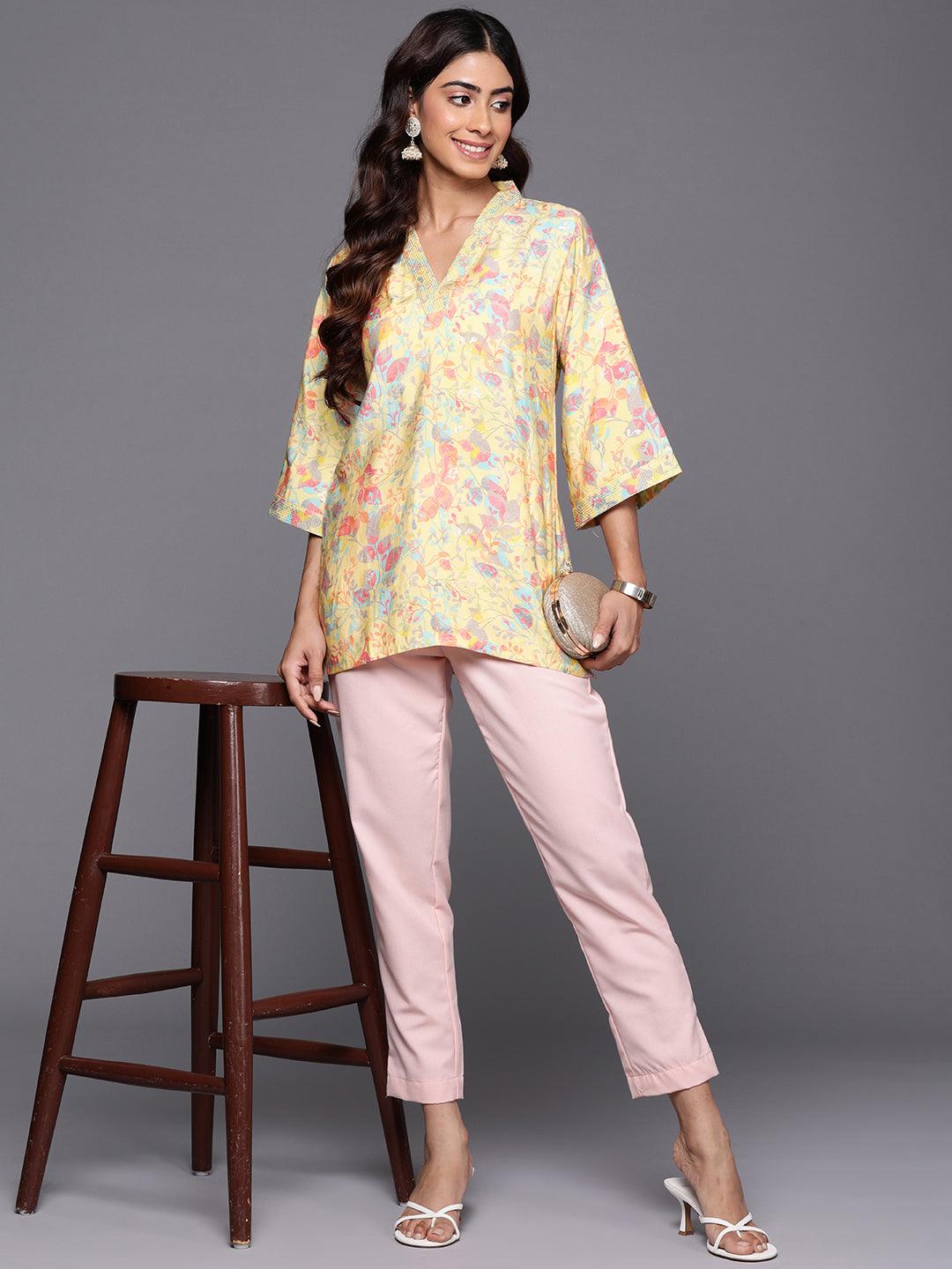 Yellow Printed Silk Blend Straight Kurti - ShopLibas