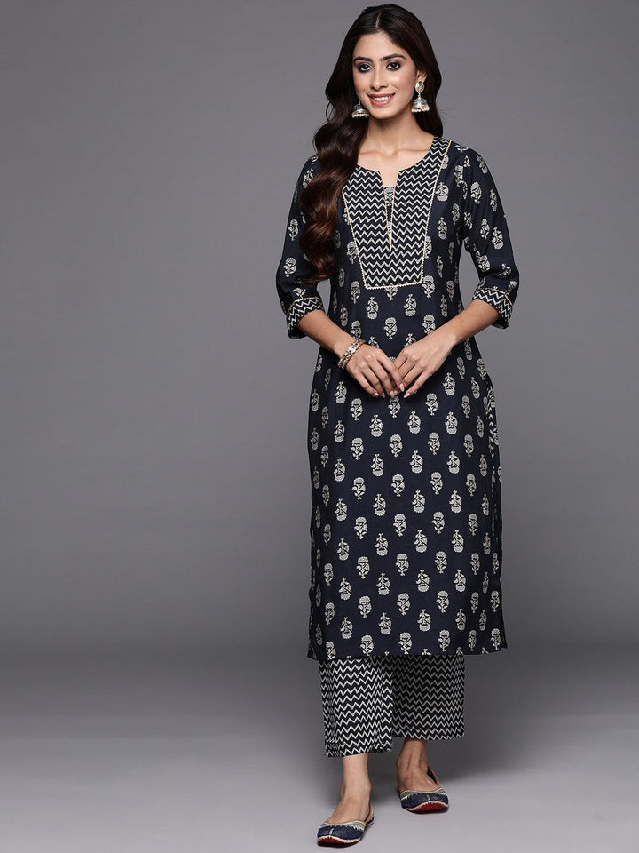 Blue Printed Silk Blend Straight Kurta With Trousers - ShopLibas