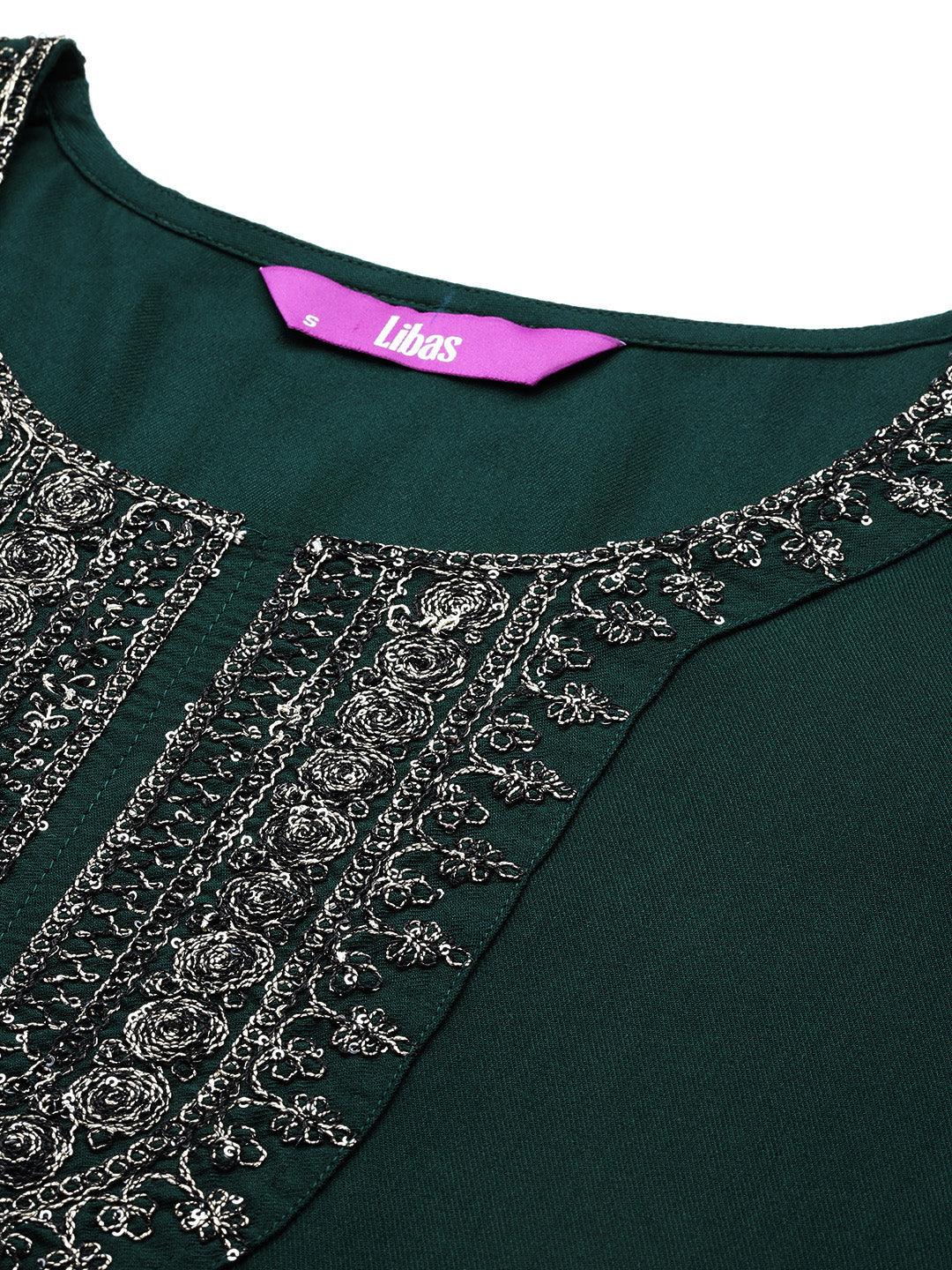 Green Yoke Design Wool Blend Straight Kurta With Trousers - ShopLibas