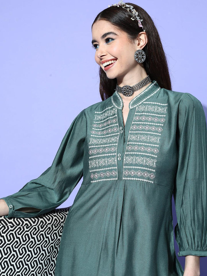 Green Embellished Silk Blend Co-Ords